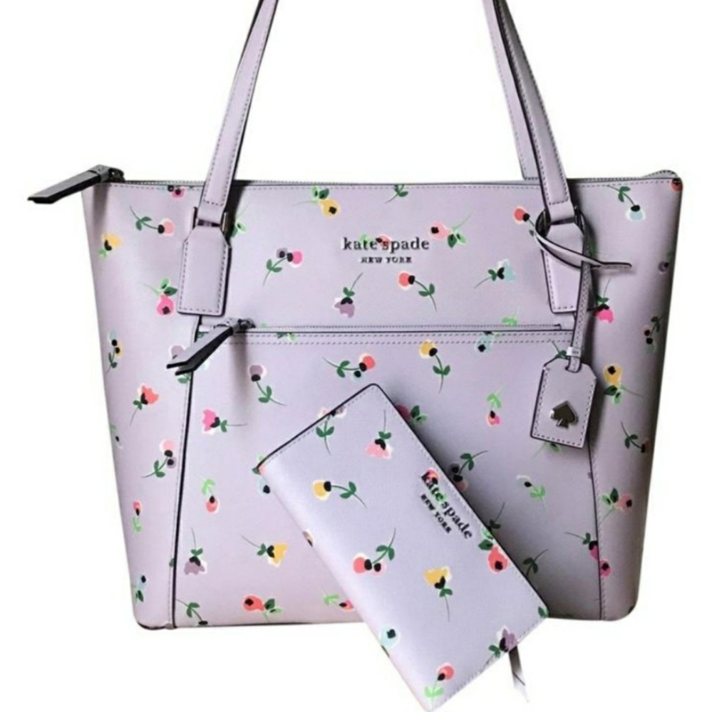 🚫🚫SOLD❌❌Kate Spade tote w/wallet - Picture 2 of 16